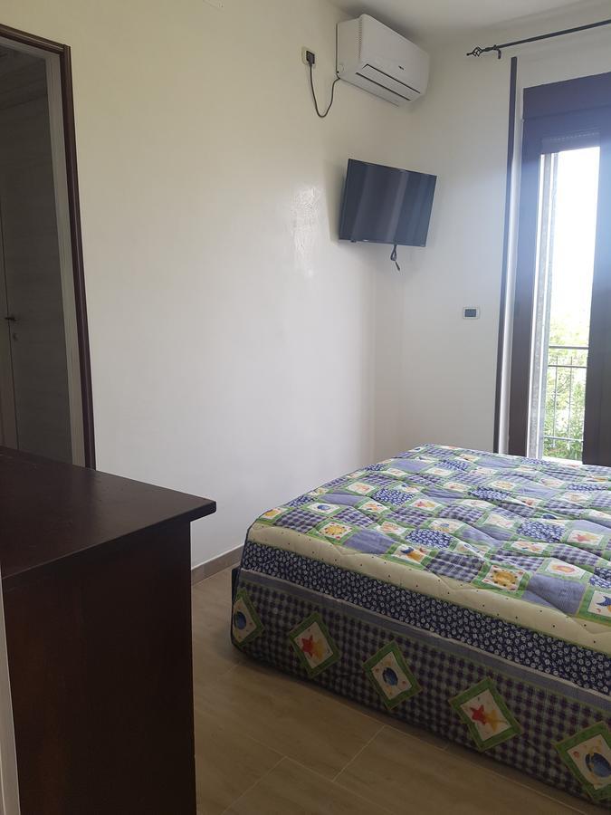 Rivabella Beach Hotel Галиполи Екстериор снимка