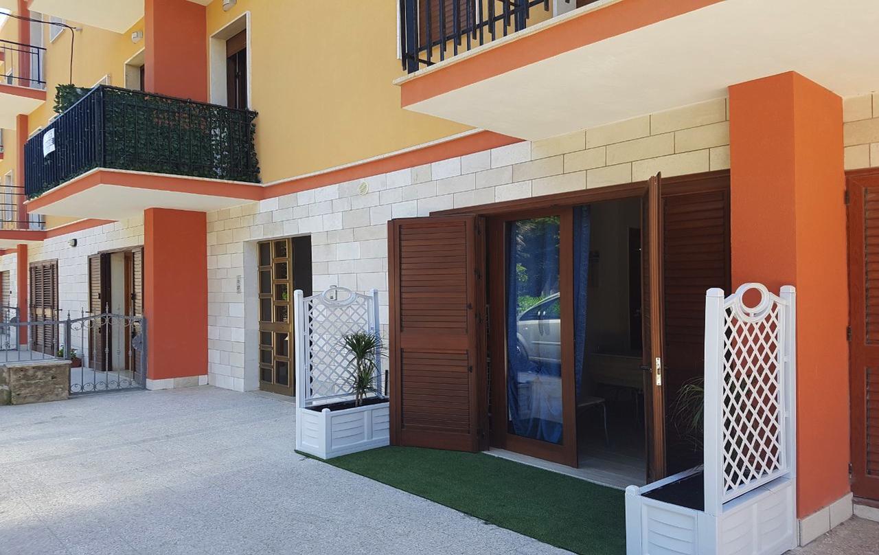 Rivabella Beach Hotel Галиполи Екстериор снимка